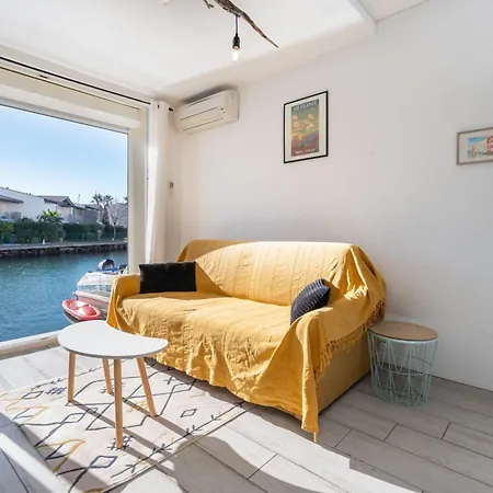 Ideal Couple & Famille, Pied Dans L'eau - Vue - Quartier Calme - Wi- Fi Debit - Parking Gratuit - Climatisation - Netflix - Animeaux Acceptes - Pres Du Port - Cap D'agde 公寓 *
