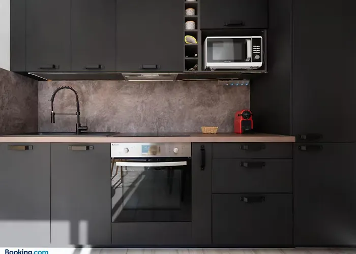 L Echappee Marine * Agde