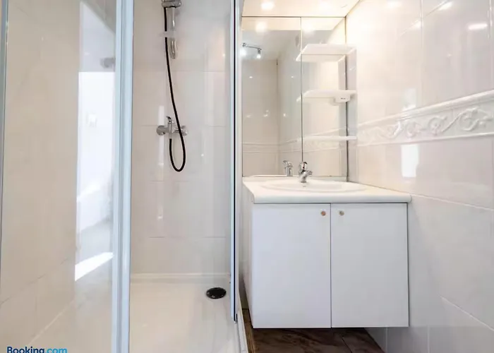 Ideal Couple & Famille,vue - Quartier Calme Parking Gratuit - Climatisation - Animaux Acceptes * Agde