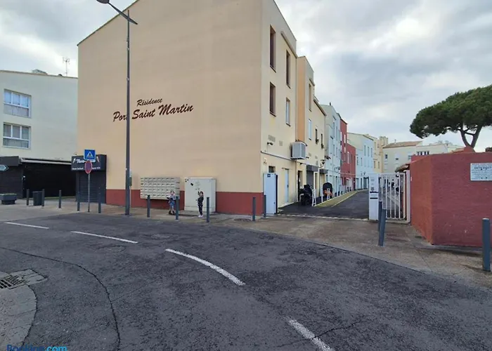 Ideal Couple & Famille,vue - Quartier Calme Parking Gratuit - Climatisation - Animaux Acceptes